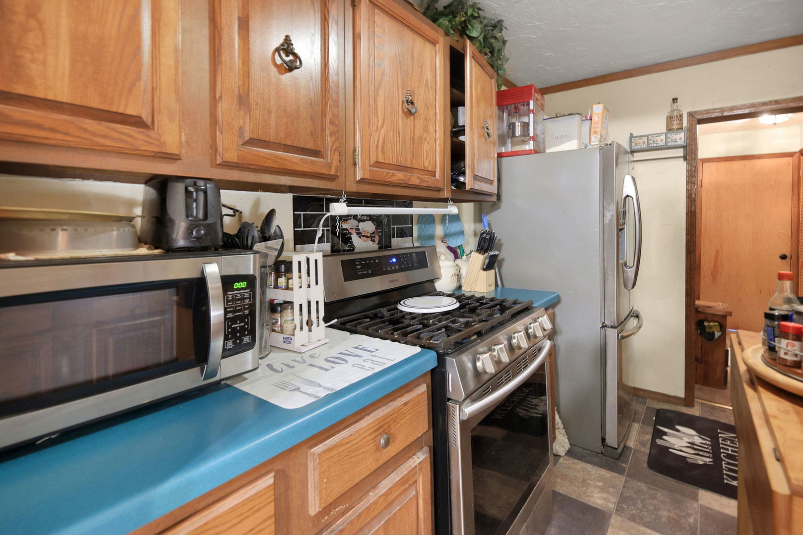 811 S Lincoln Boulevard Property Photo 17