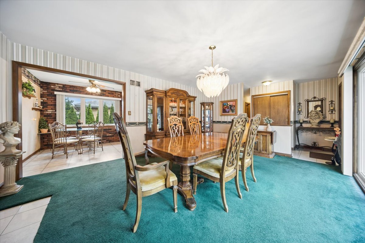 8231 W Berwyn Avenue Property Photo 3