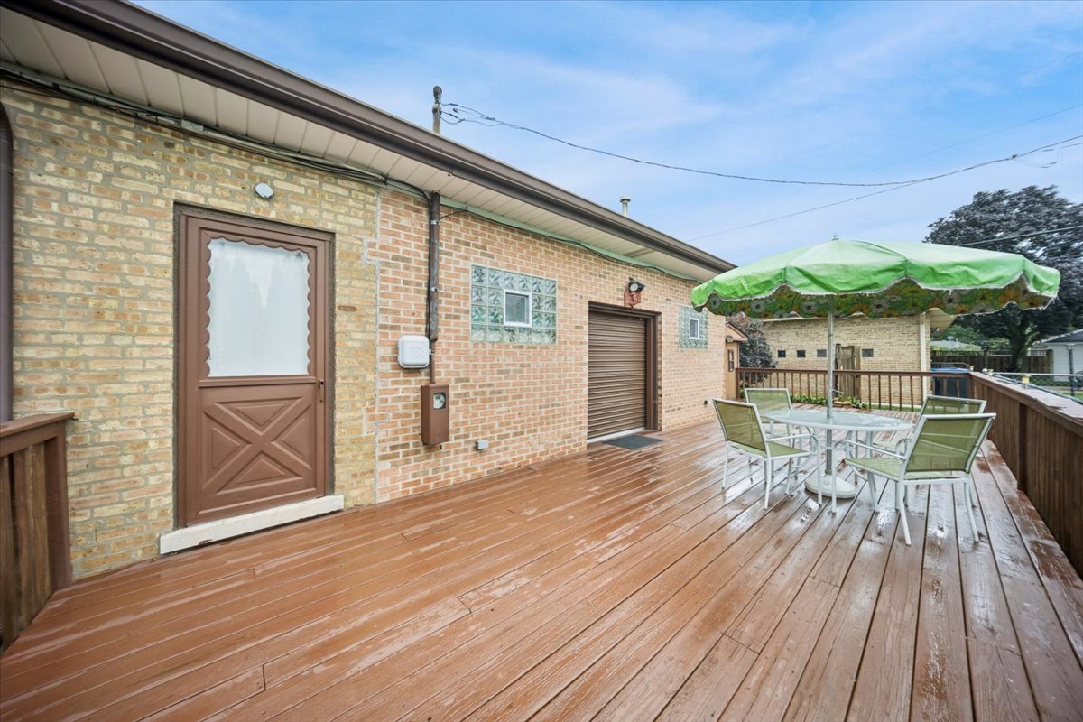 8231 W Berwyn Avenue Property Photo 26
