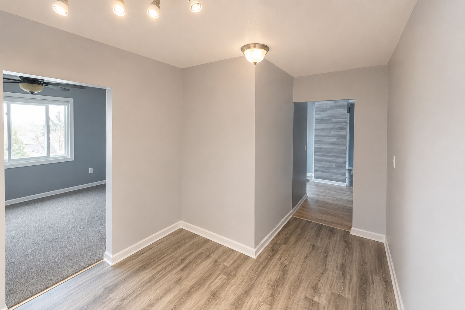 5500 Lincoln Avenue 510-e Property Photo 6