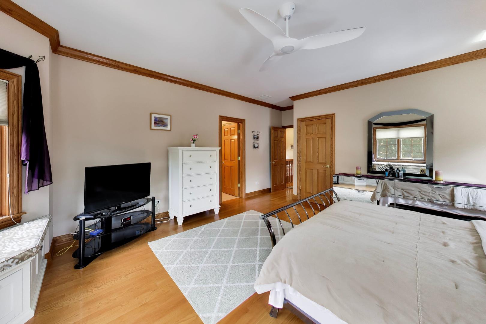 5837 N Virginia Avenue Property Photo 19