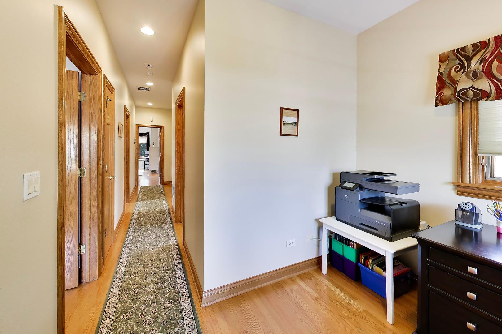 5837 N Virginia Avenue Property Photo 25