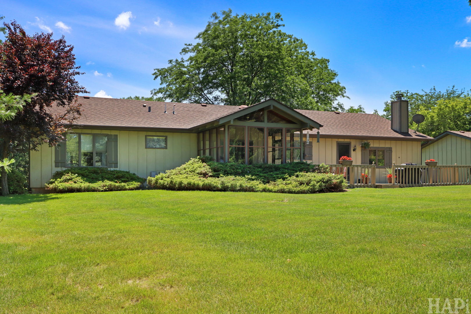 1702 Breezy Lawn Road Property Photo 2