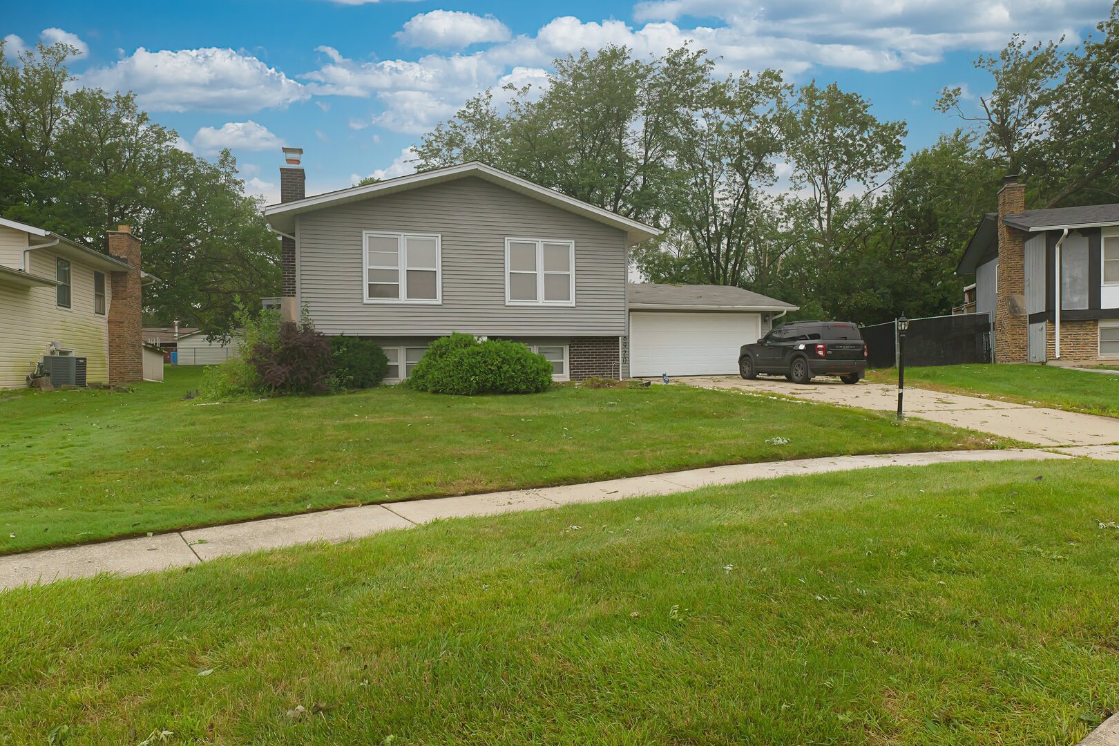 18920 S Maple Avenue Property Photo 1