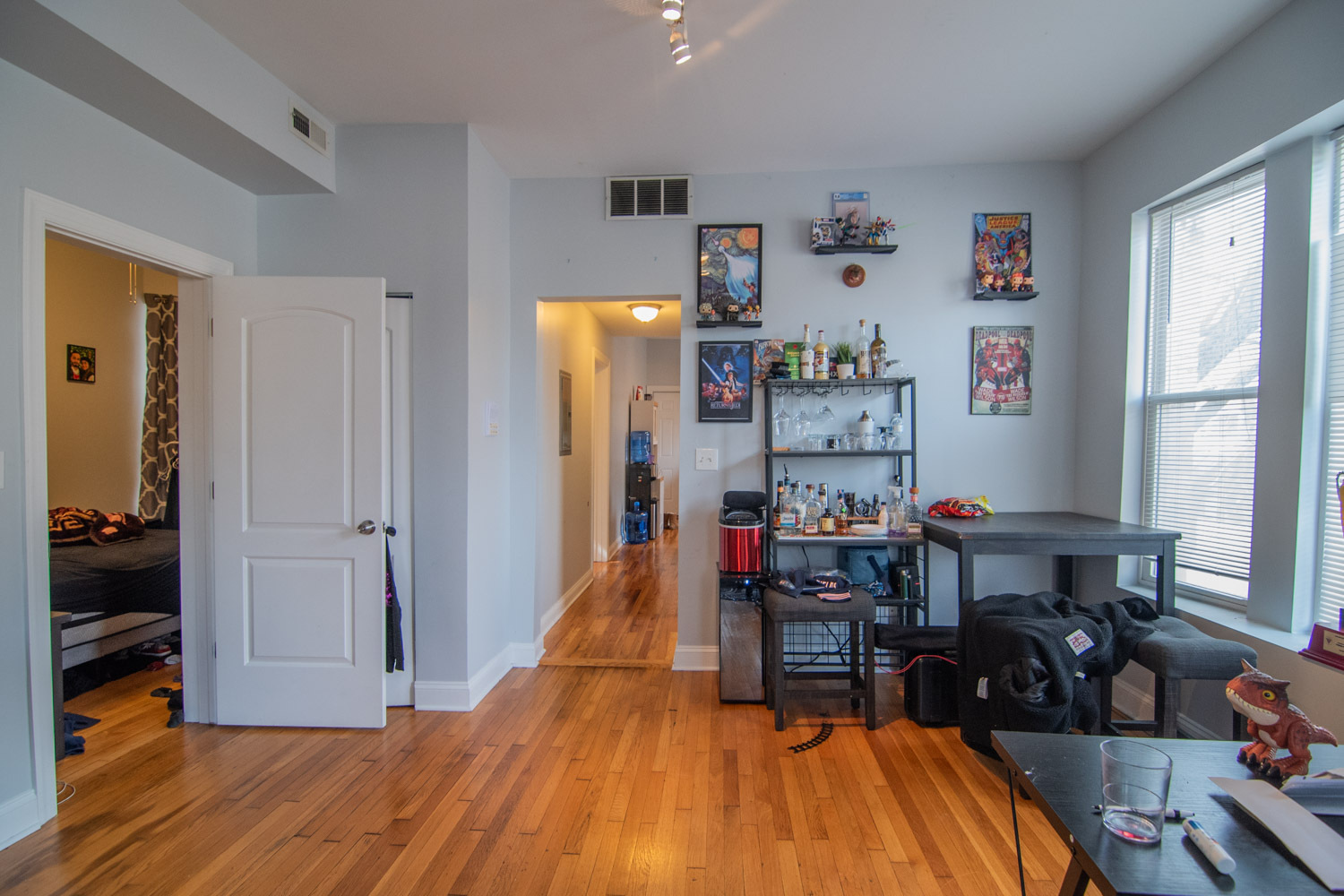1358 N Artesian Avenue 2f Property Photo 6