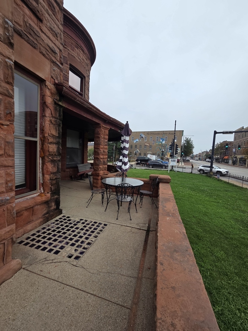 105 W Lincoln Highway 4 Property Photo 13
