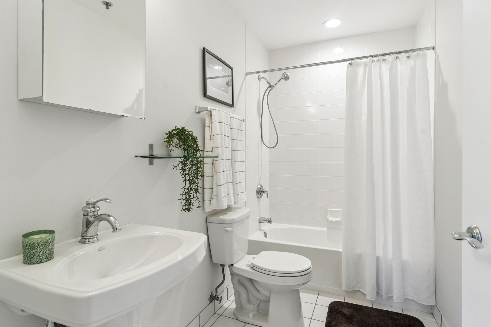 77 S Evergreen Avenue 401 Property Photo 12