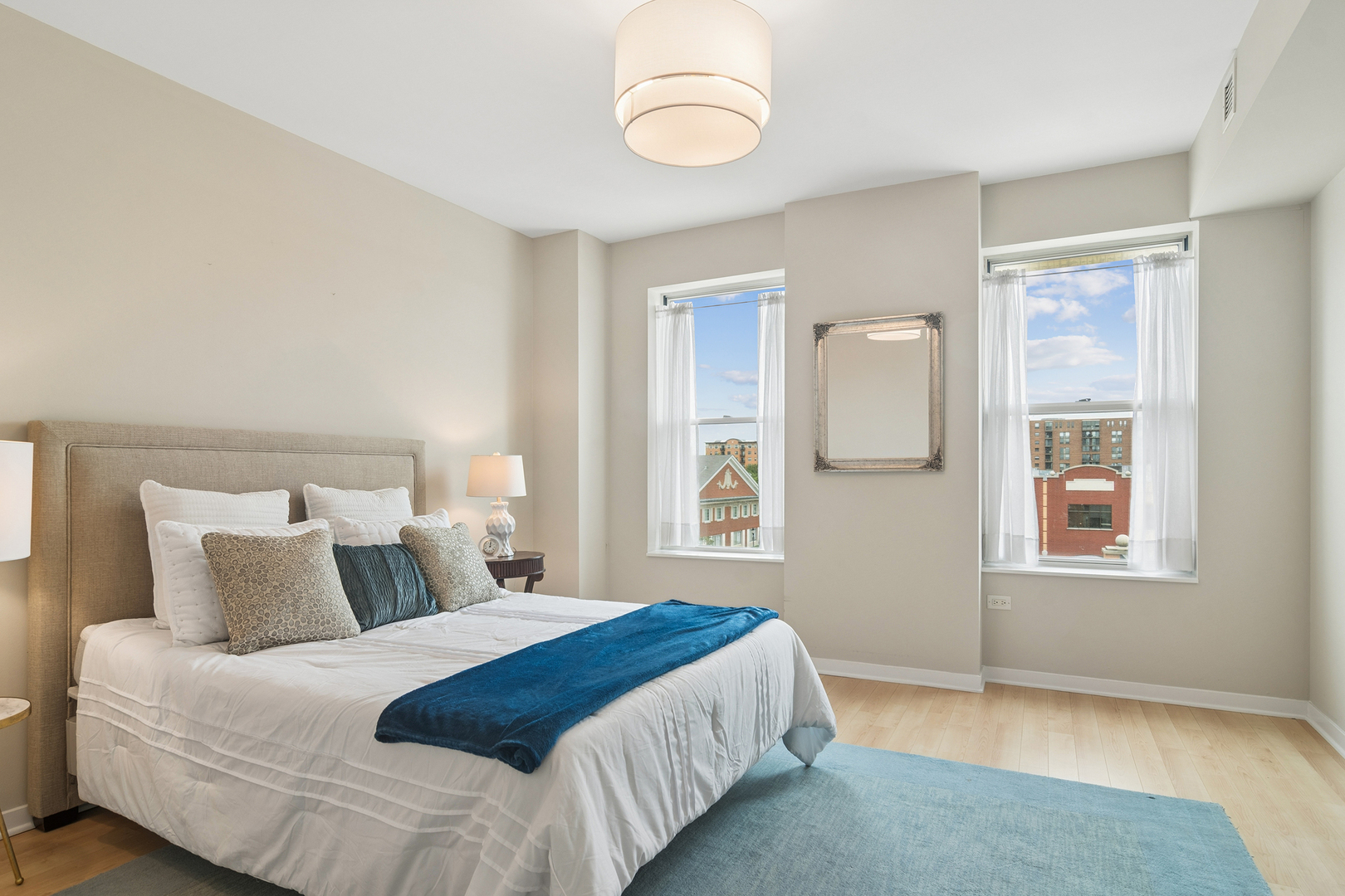 77 S Evergreen Avenue 401 Property Photo 15