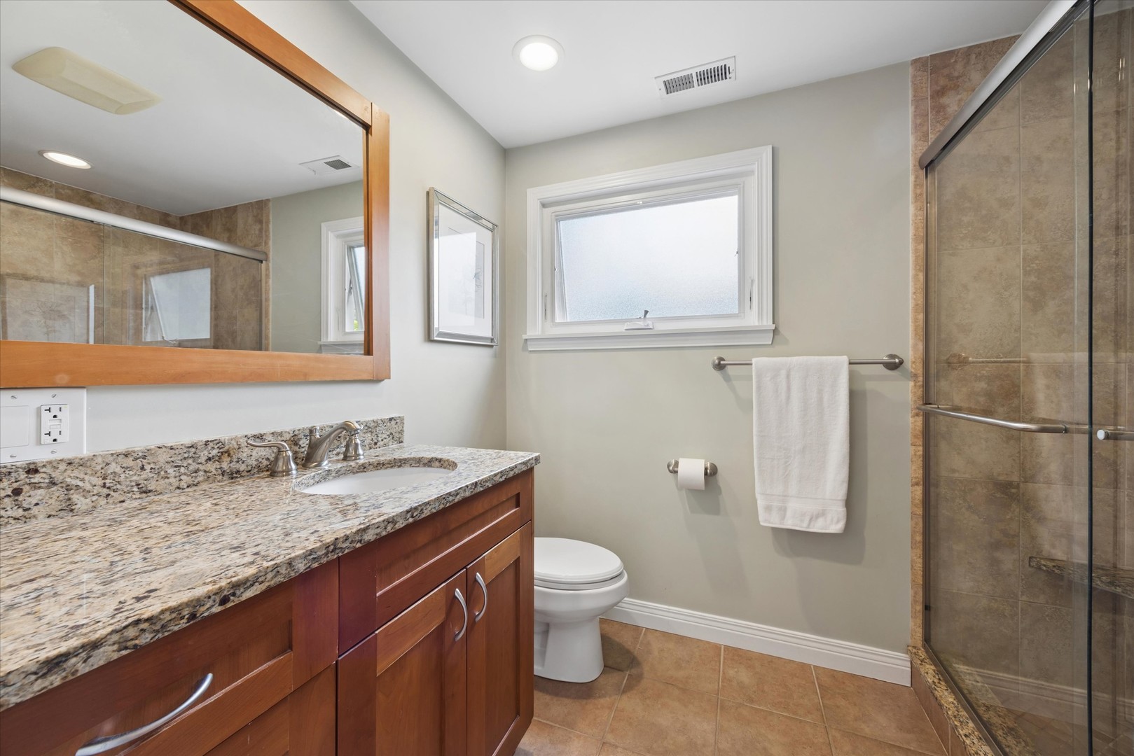 212 N Jackson Road Property Photo 12