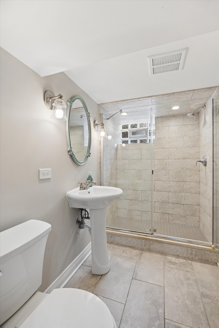 212 N Jackson Road Property Photo 15
