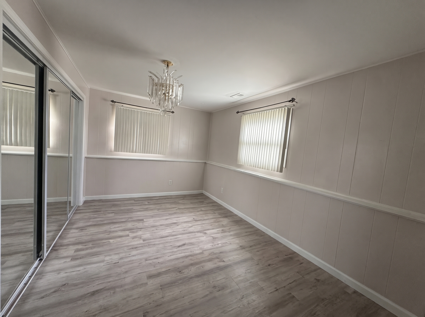 753 Macarthur Drive Property Photo 5