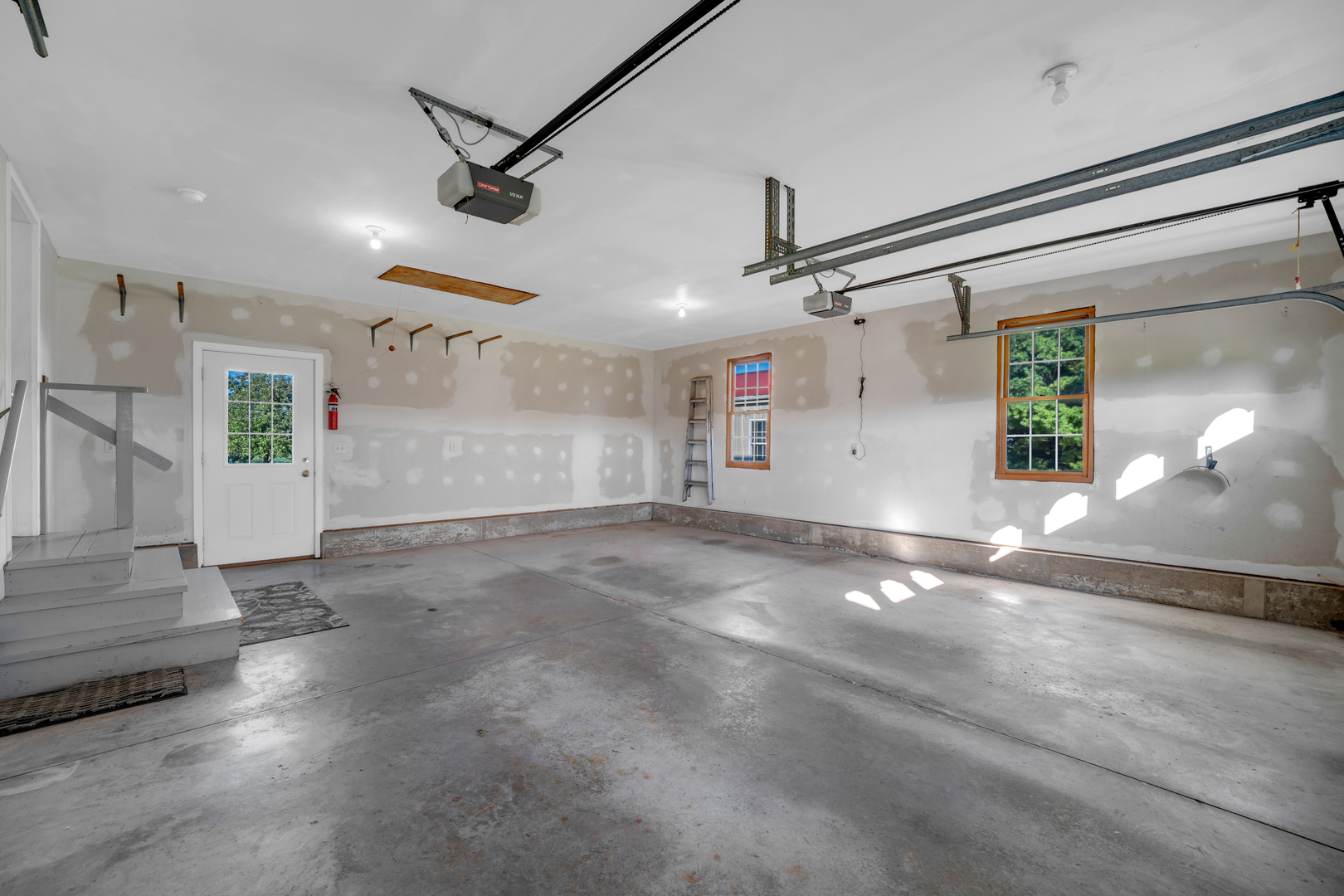 3472 S Paw Paw Road Property Photo 32