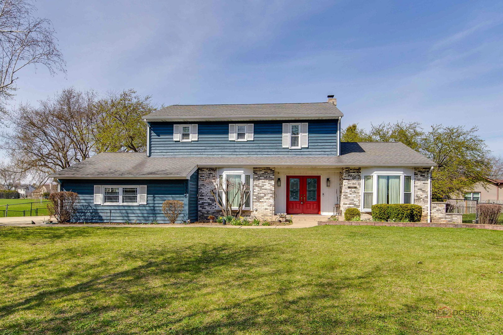 2326 W Weathersfield Way Property Photo 1