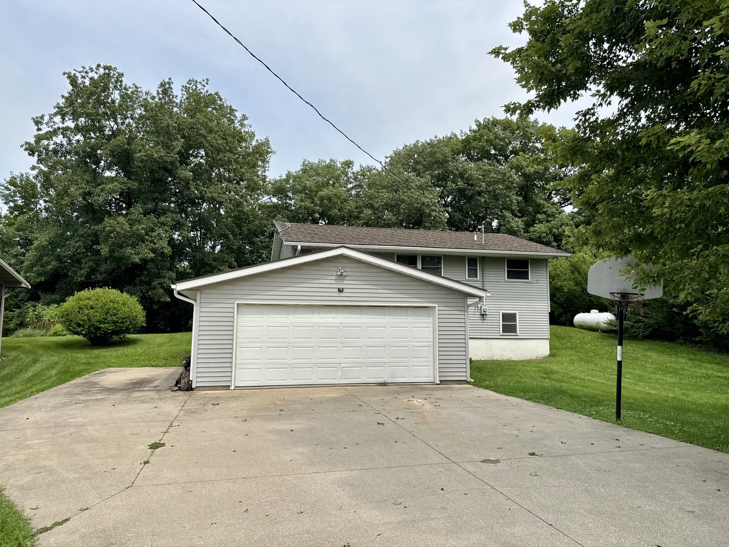 23655 415 Avenue Property Photo 2