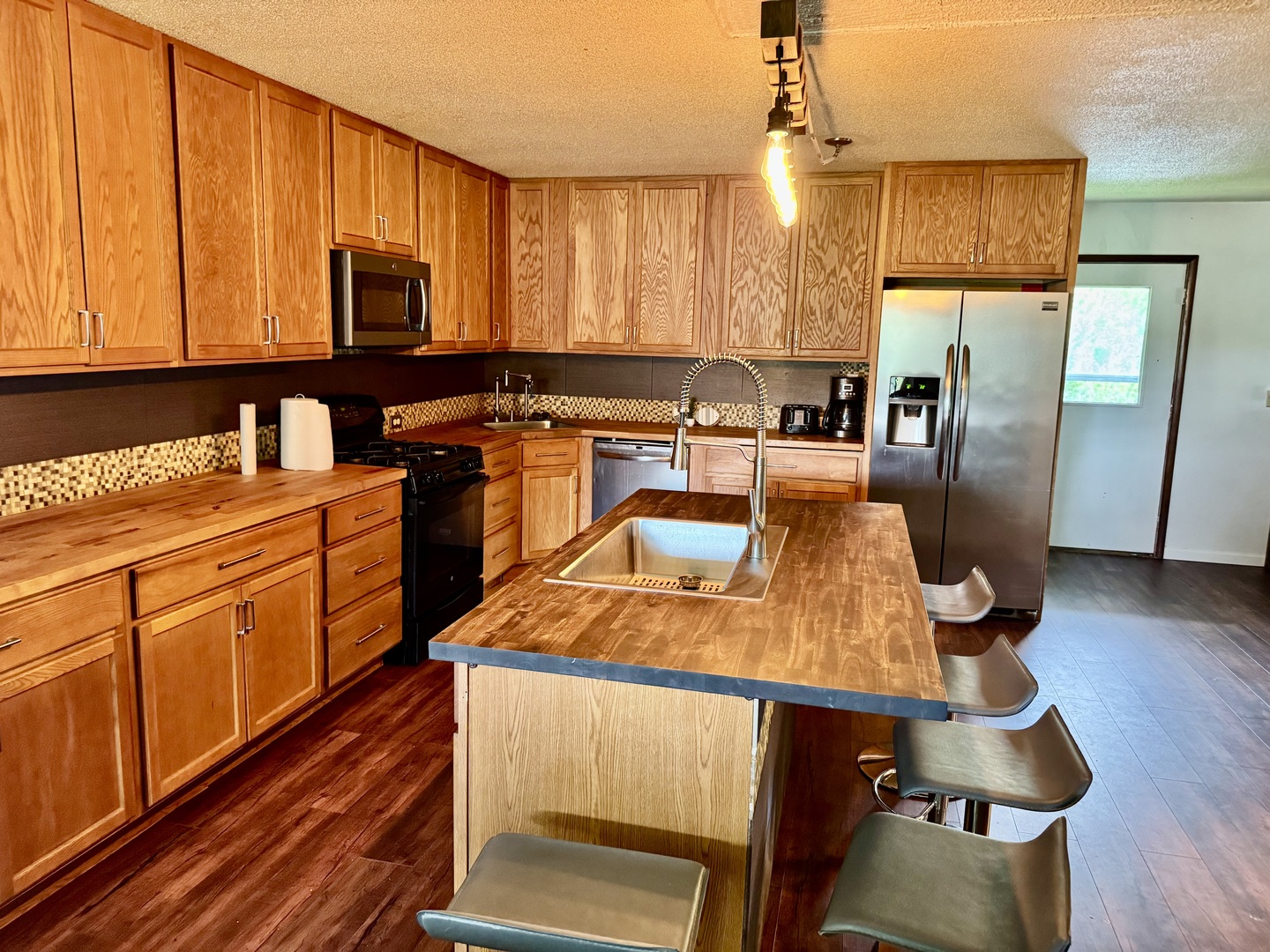 23655 415 Avenue Property Photo 3