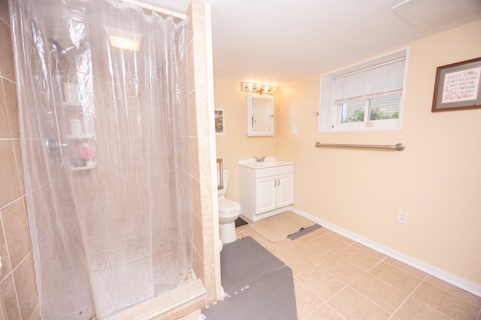 811 Farragut Place Property Photo 23