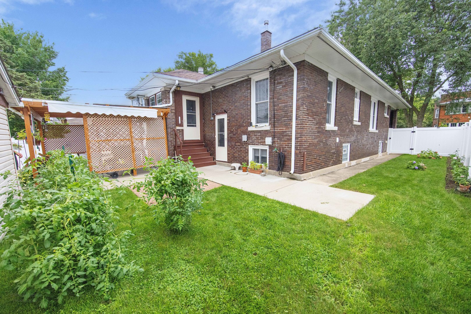 811 Farragut Place Property Photo 35
