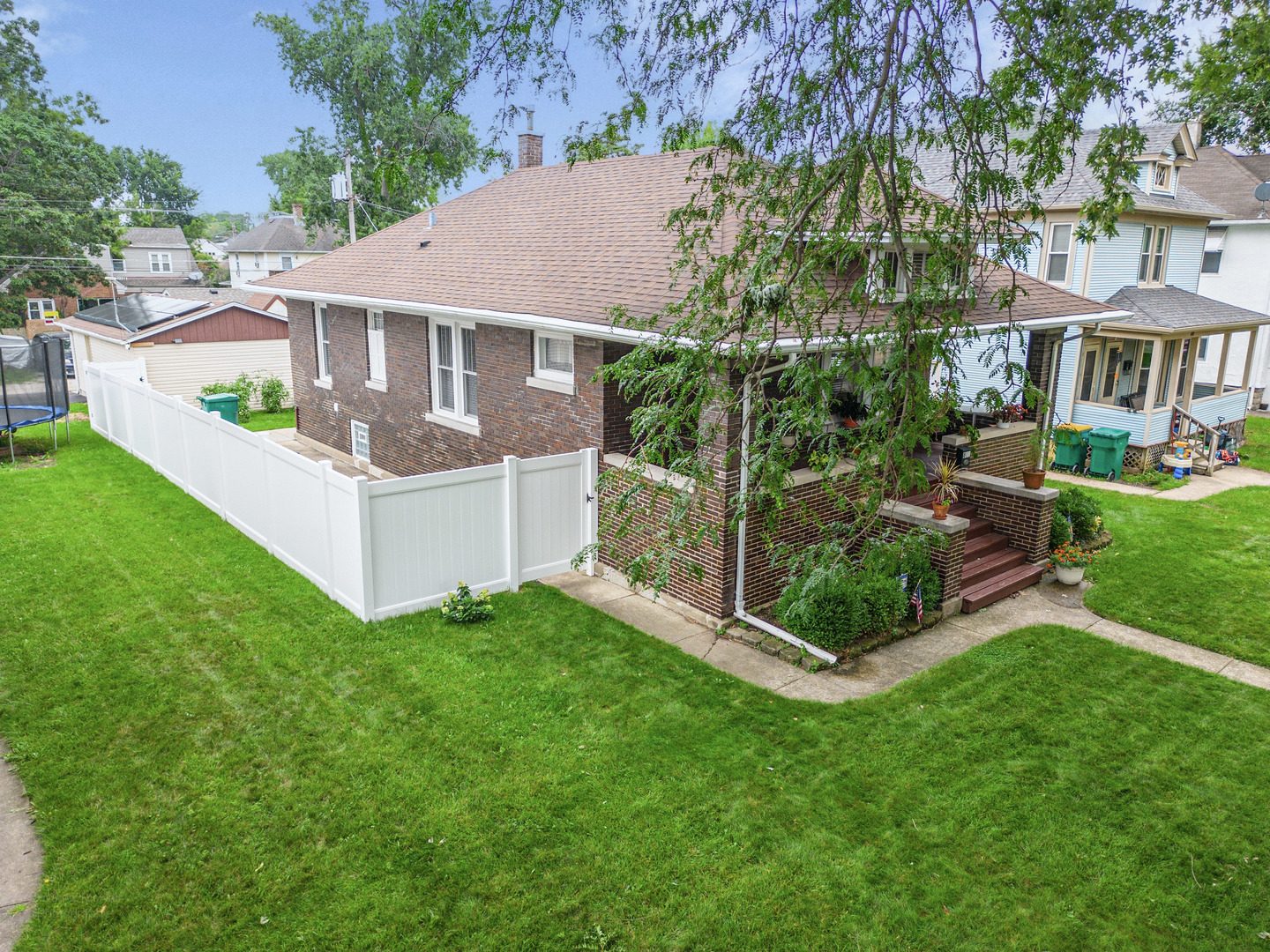 811 Farragut Place Property Photo 47