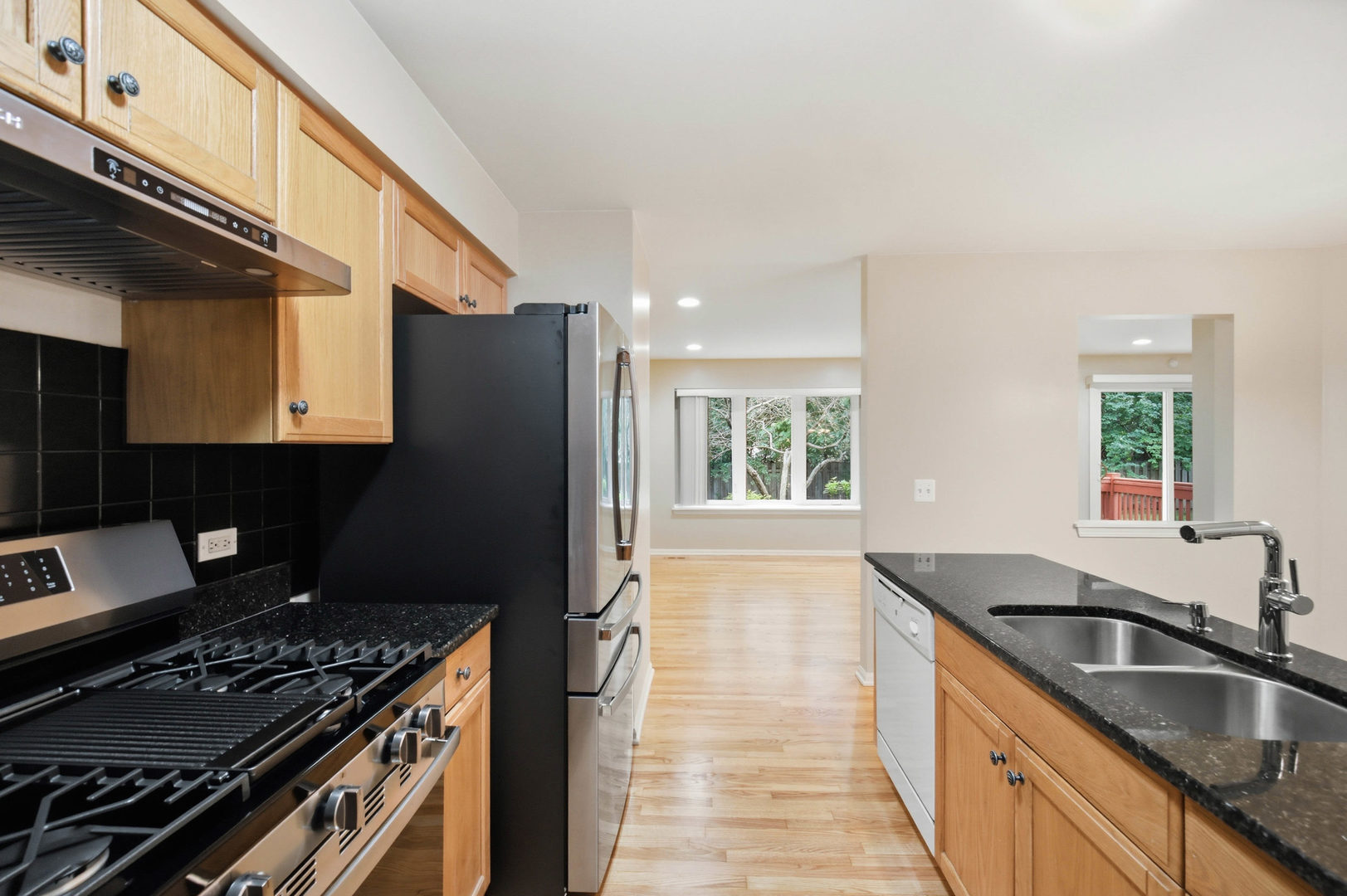 2645 Chelsey Street Property Photo 6