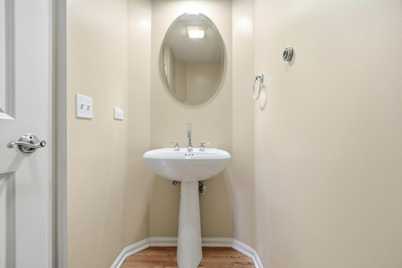 2645 Chelsey Street Property Photo 9