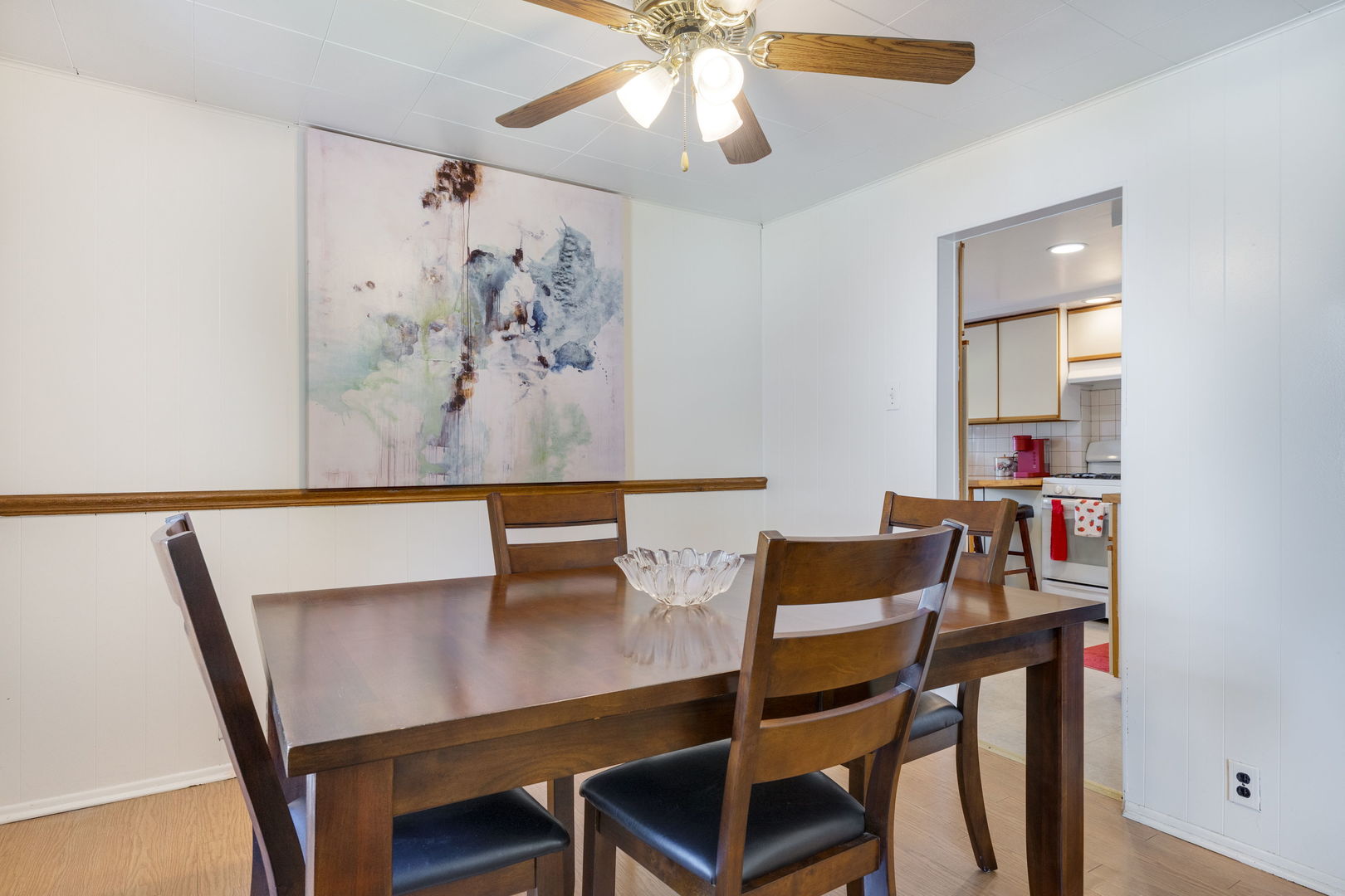 1087 Rose Avenue Property Photo 7