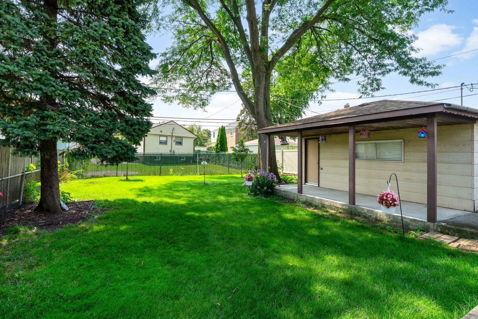 1087 Rose Avenue Property Photo 17