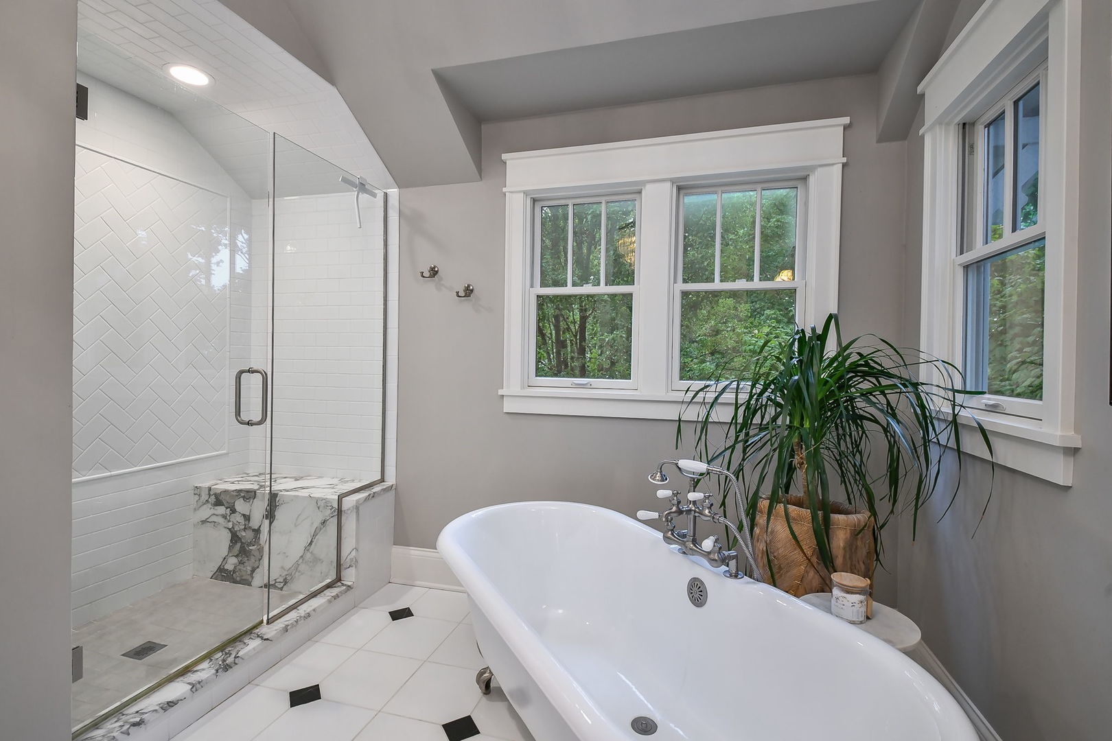 445 Bryant Avenue Property Photo 36