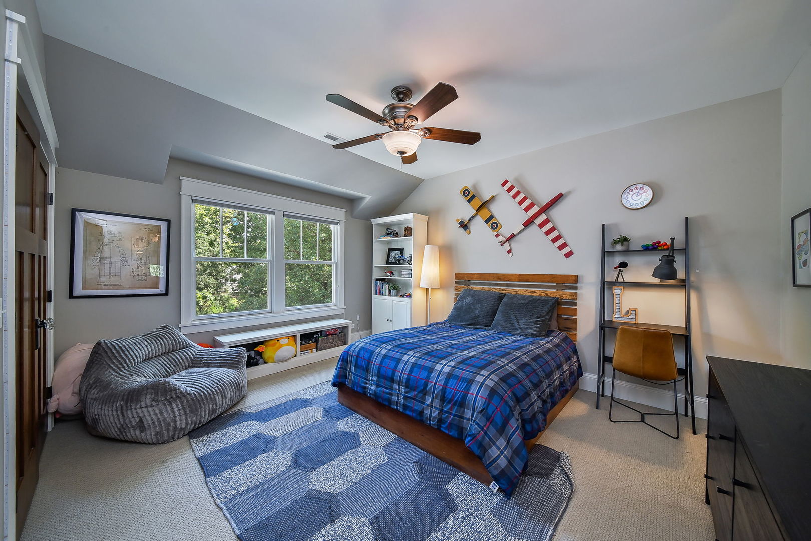 445 Bryant Avenue Property Photo 45