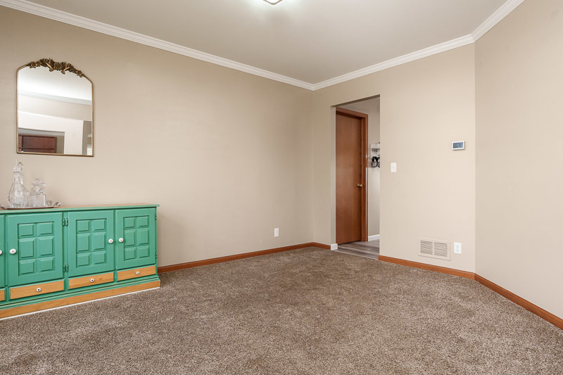 7238 Price Drive Property Photo 7