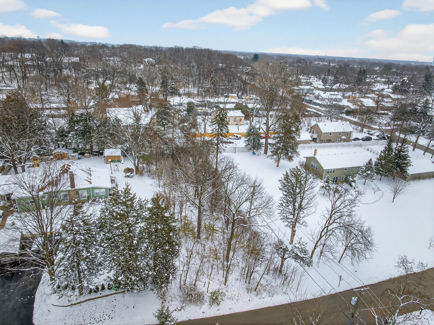 35563 N Hillside Avenue Property Photo 10