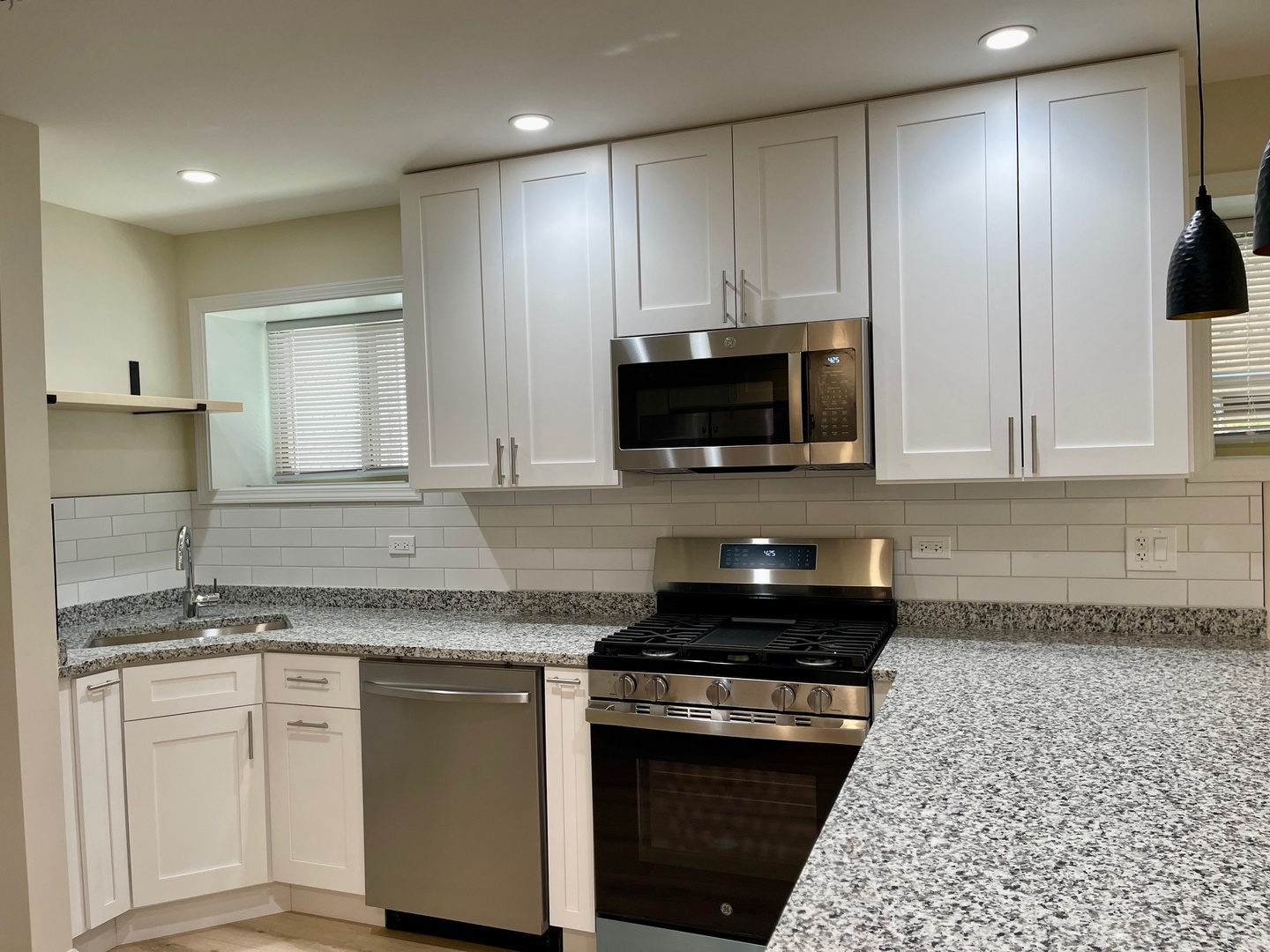 4845 N Kostner Avenue B Property Photo 13