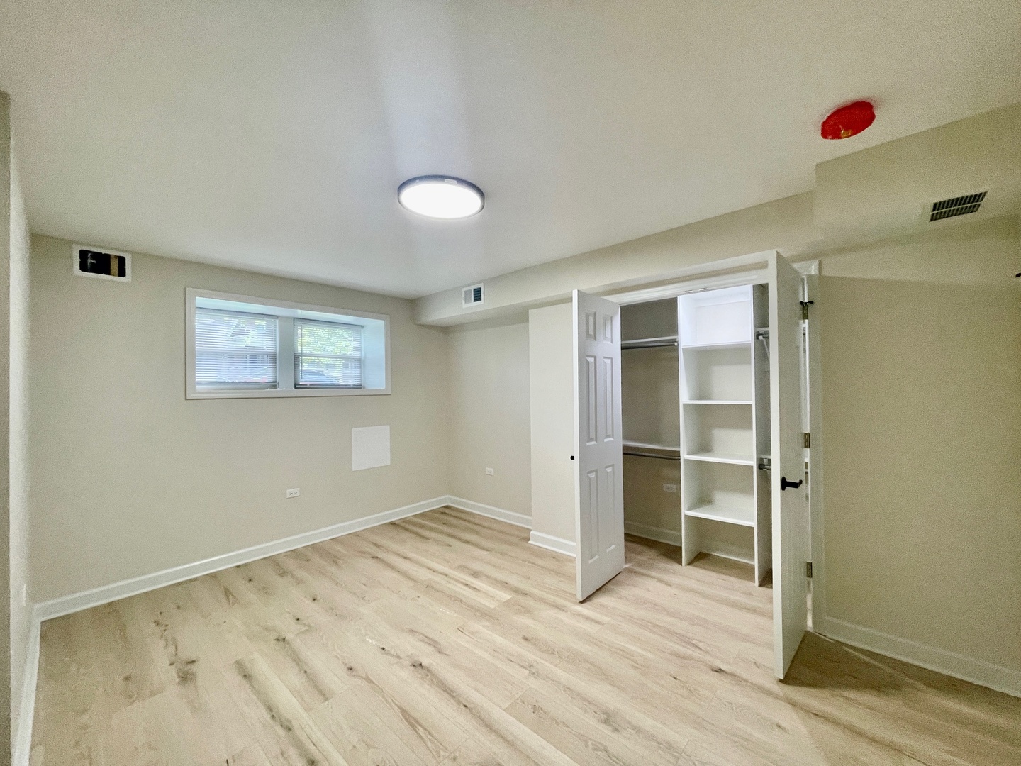 4845 N Kostner Avenue B Property Photo 15