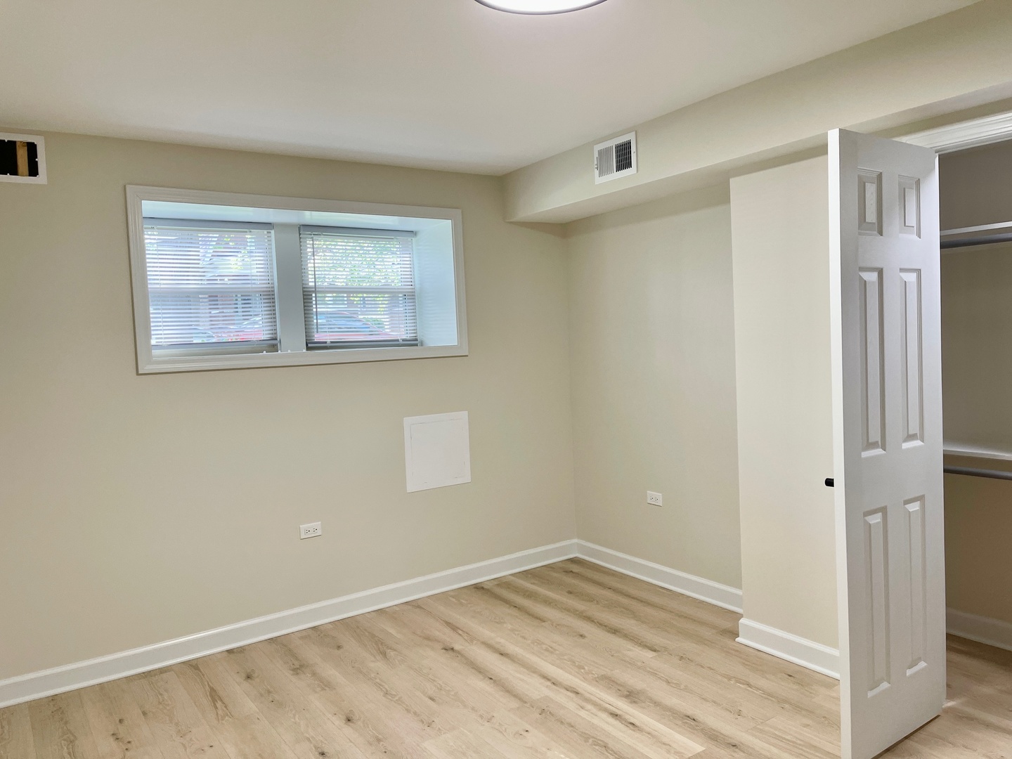4845 N Kostner Avenue B Property Photo 16