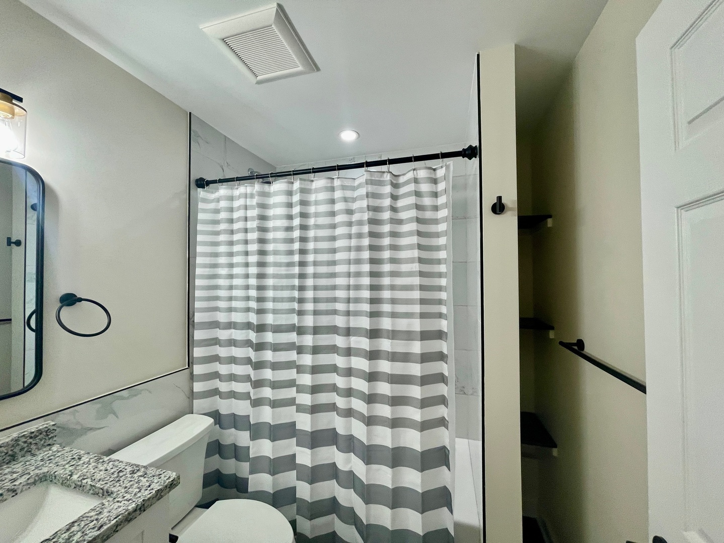 4845 N Kostner Avenue B Property Photo 17