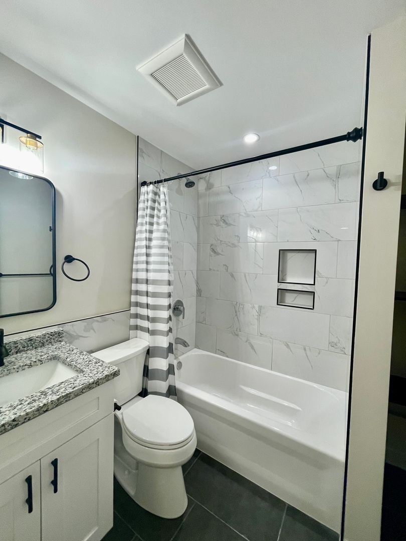 4845 N Kostner Avenue B Property Photo 19