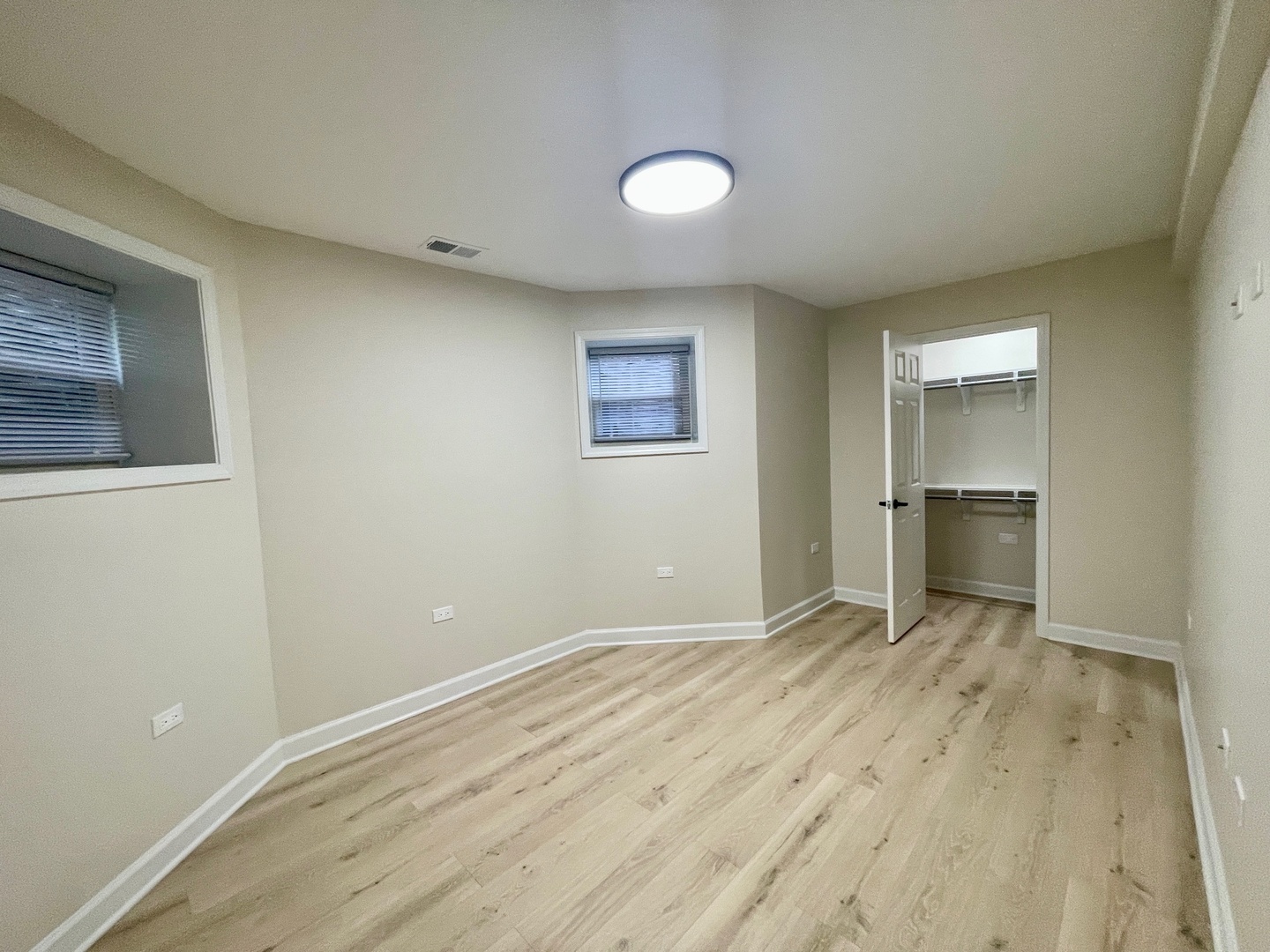 4845 N Kostner Avenue B Property Photo 24