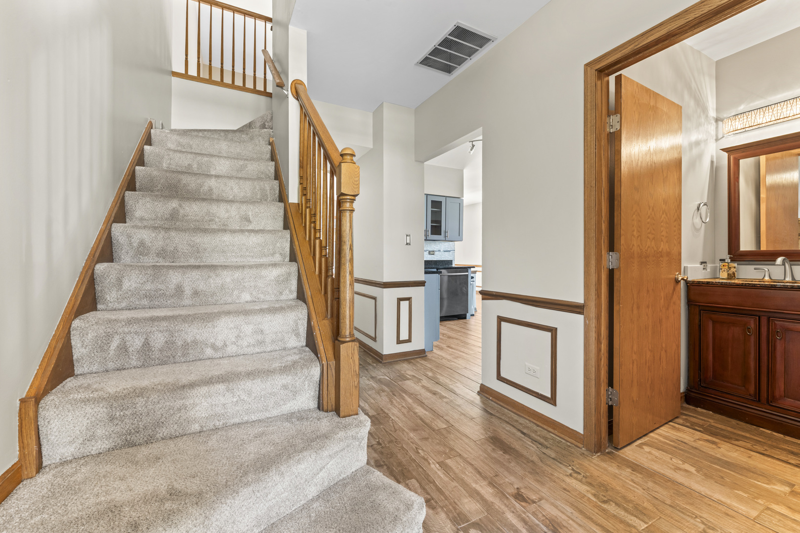 10930 Jodan Drive Property Photo 4