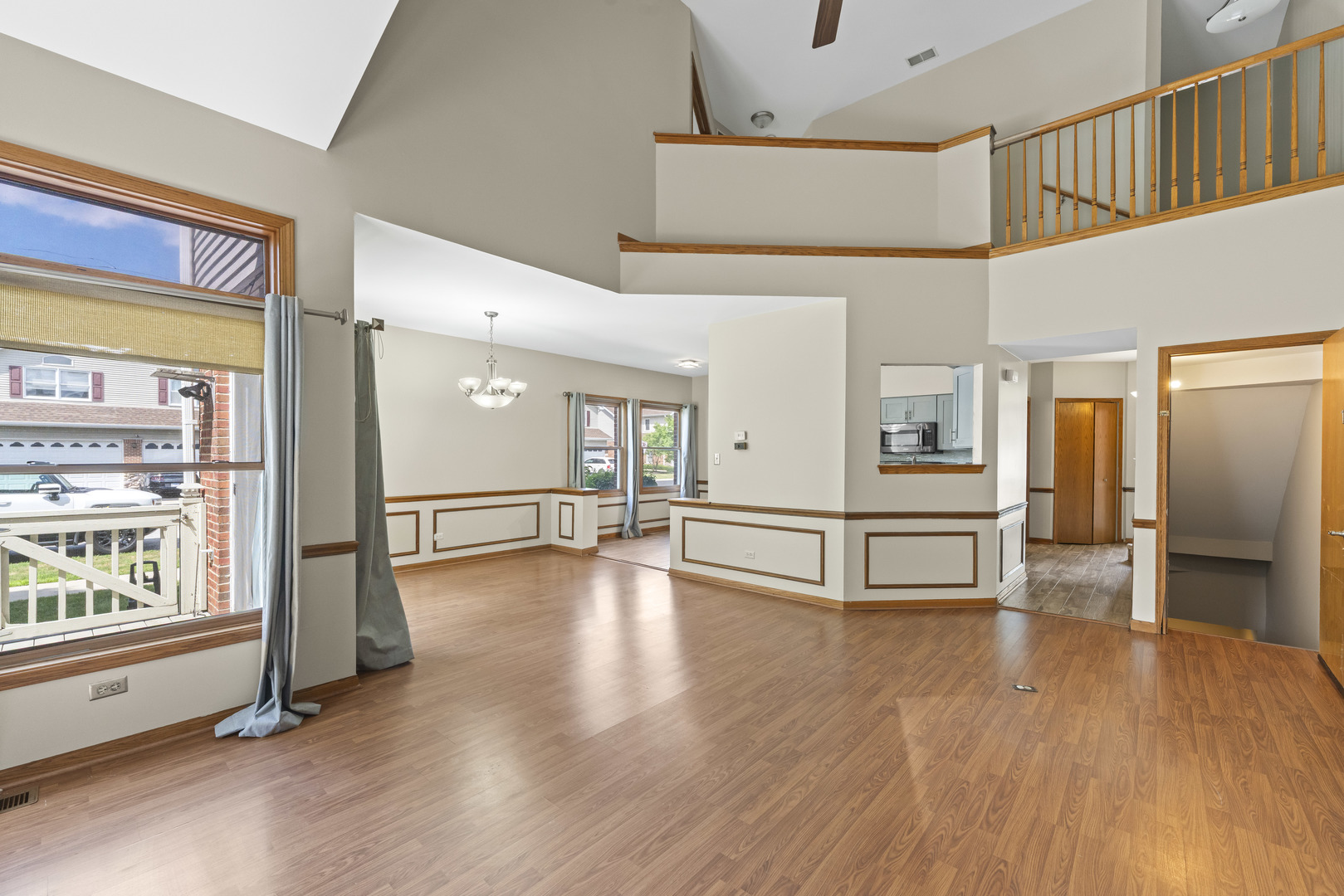 10930 Jodan Drive Property Photo 6
