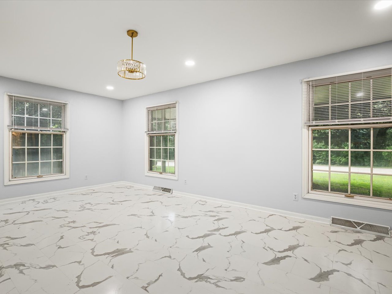 1718 Jacoby Place Property Photo 11