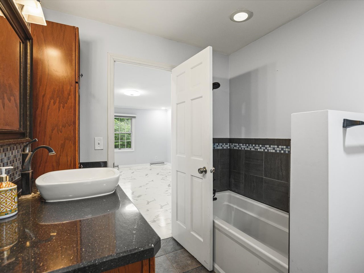 1718 Jacoby Place Property Photo 31