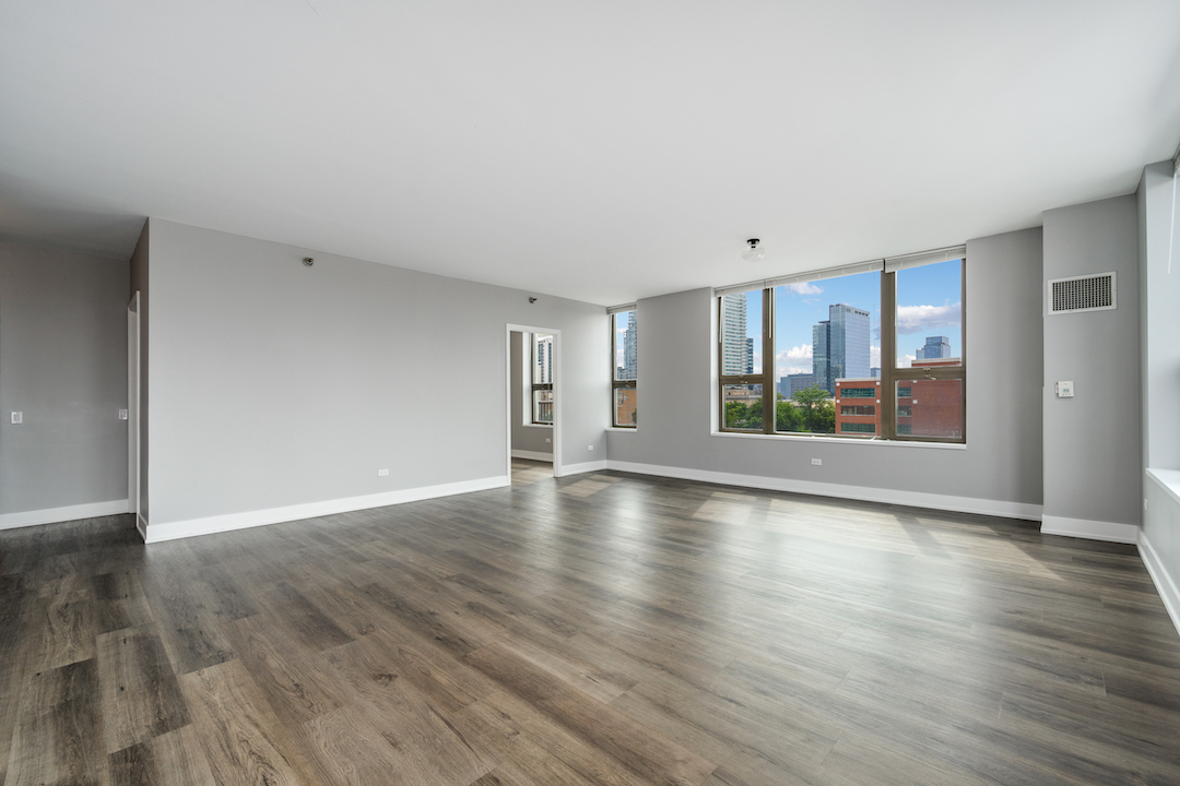 501 N Clinton Street 606 Property Photo 4