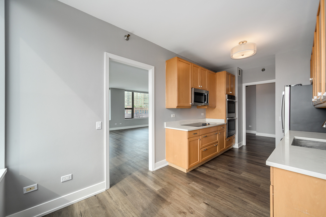 501 N Clinton Street 606 Property Photo 7