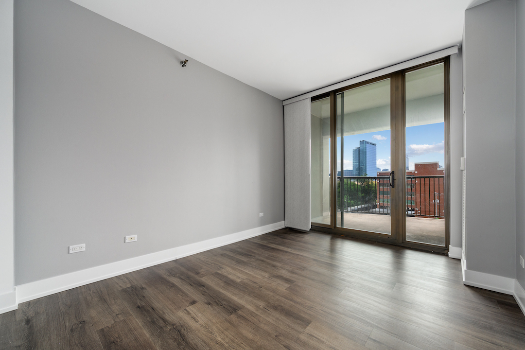 501 N Clinton Street 606 Property Photo 15