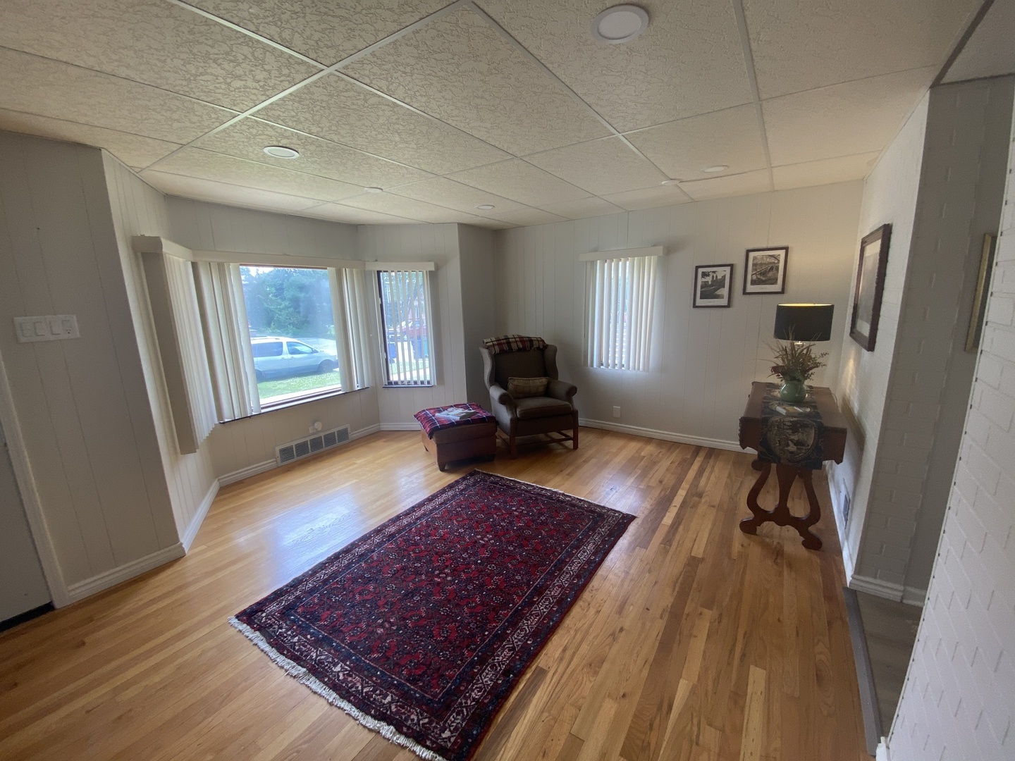 2734 W 98th Place Property Photo 2