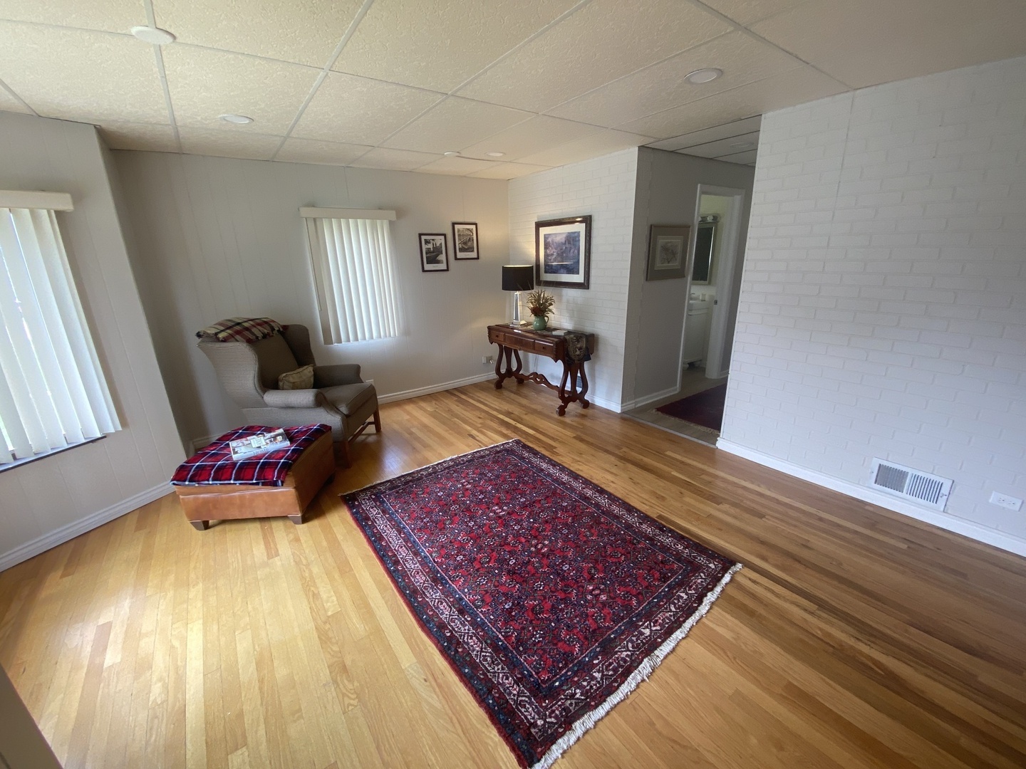 2734 W 98th Place Property Photo 3