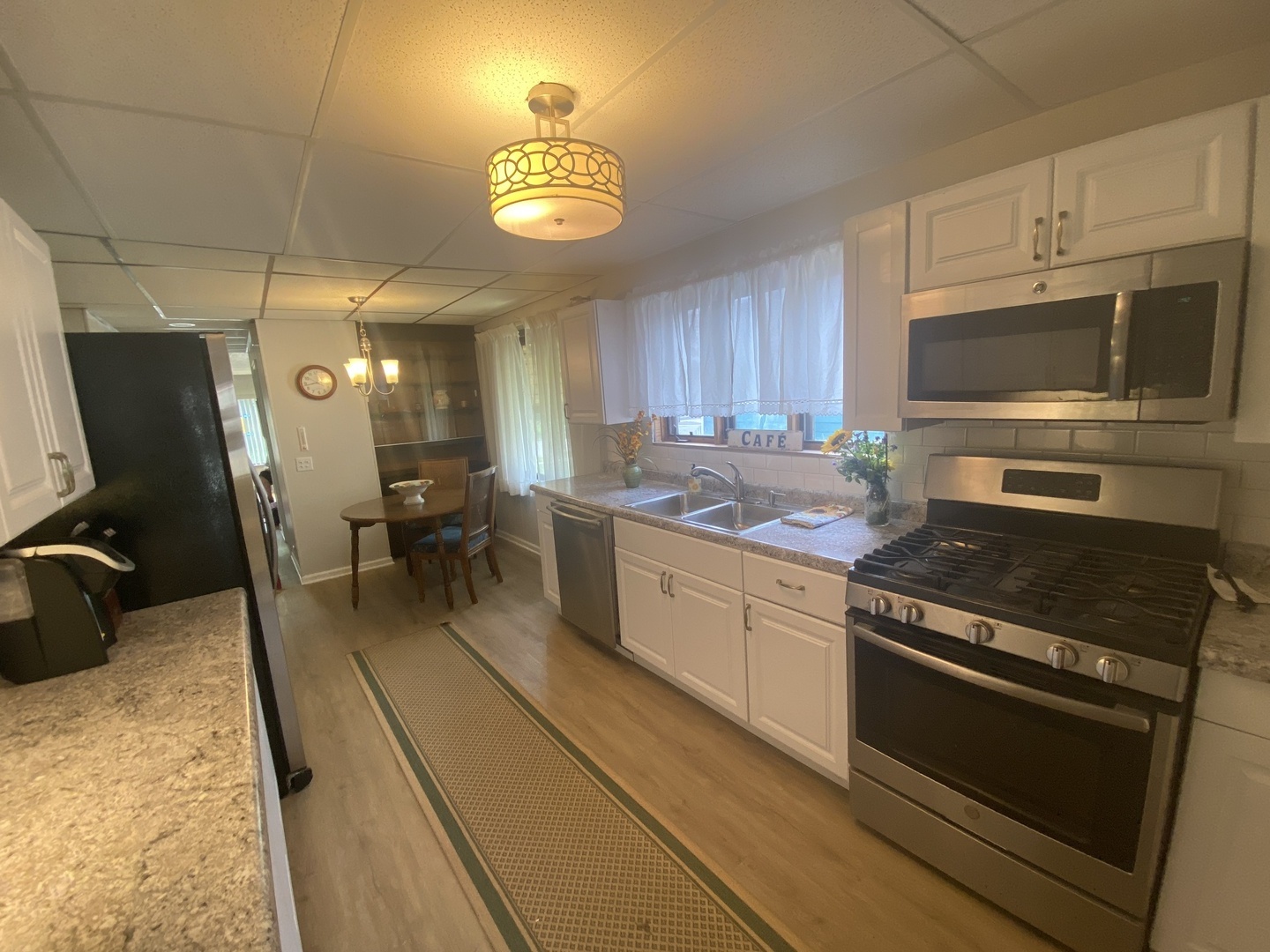 2734 W 98th Place Property Photo 8