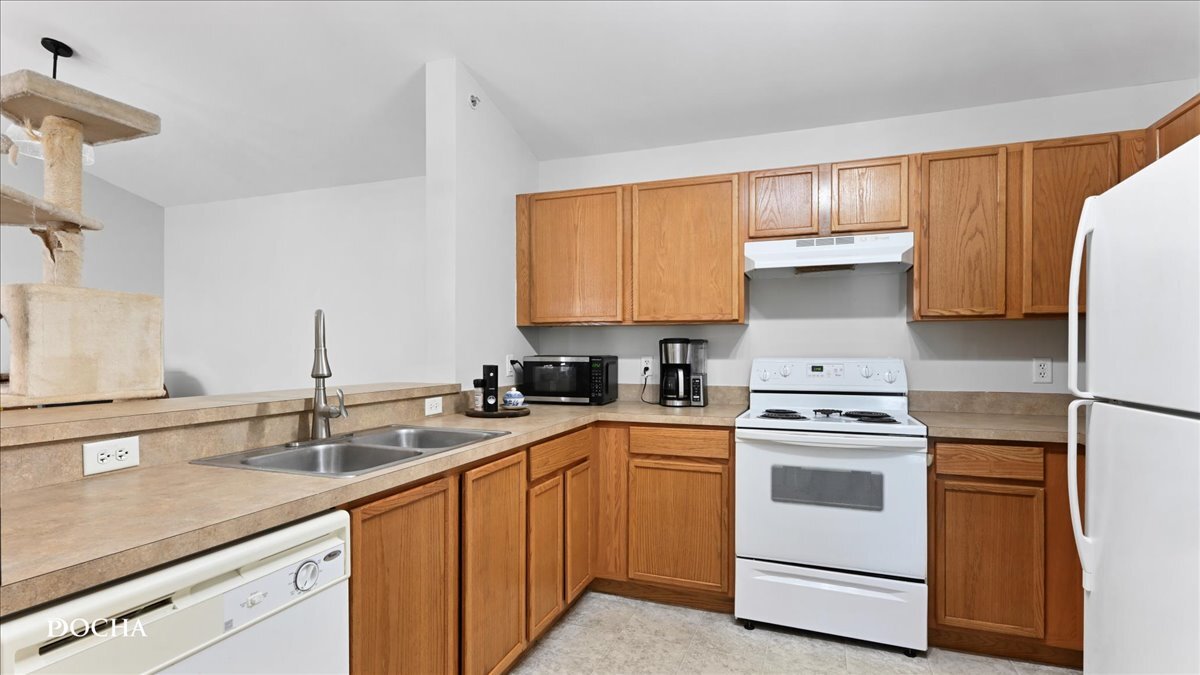 124 Bertram Drive K Property Photo 8