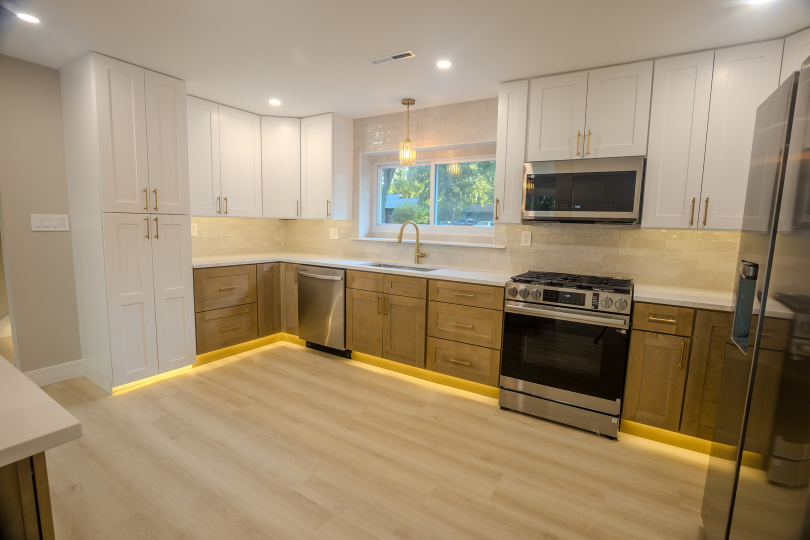 1003 Sheffield Drive Property Photo 6