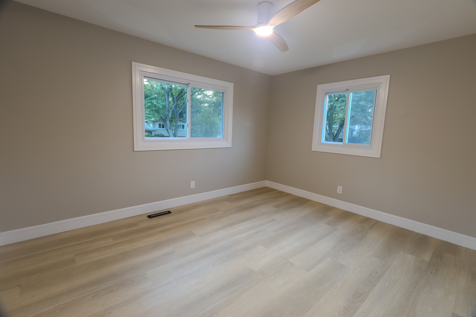 1003 Sheffield Drive Property Photo 17