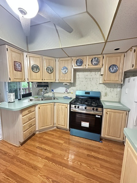 55 Lakeshore Drive Property Photo 6